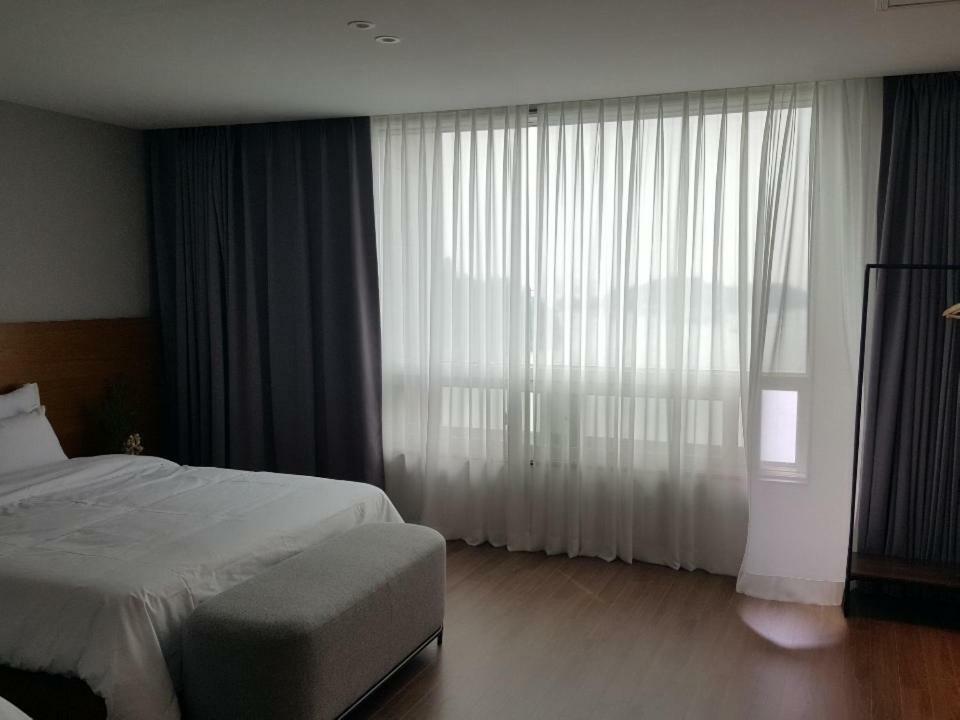 Am Ort Hotel Yeosu Exterior photo