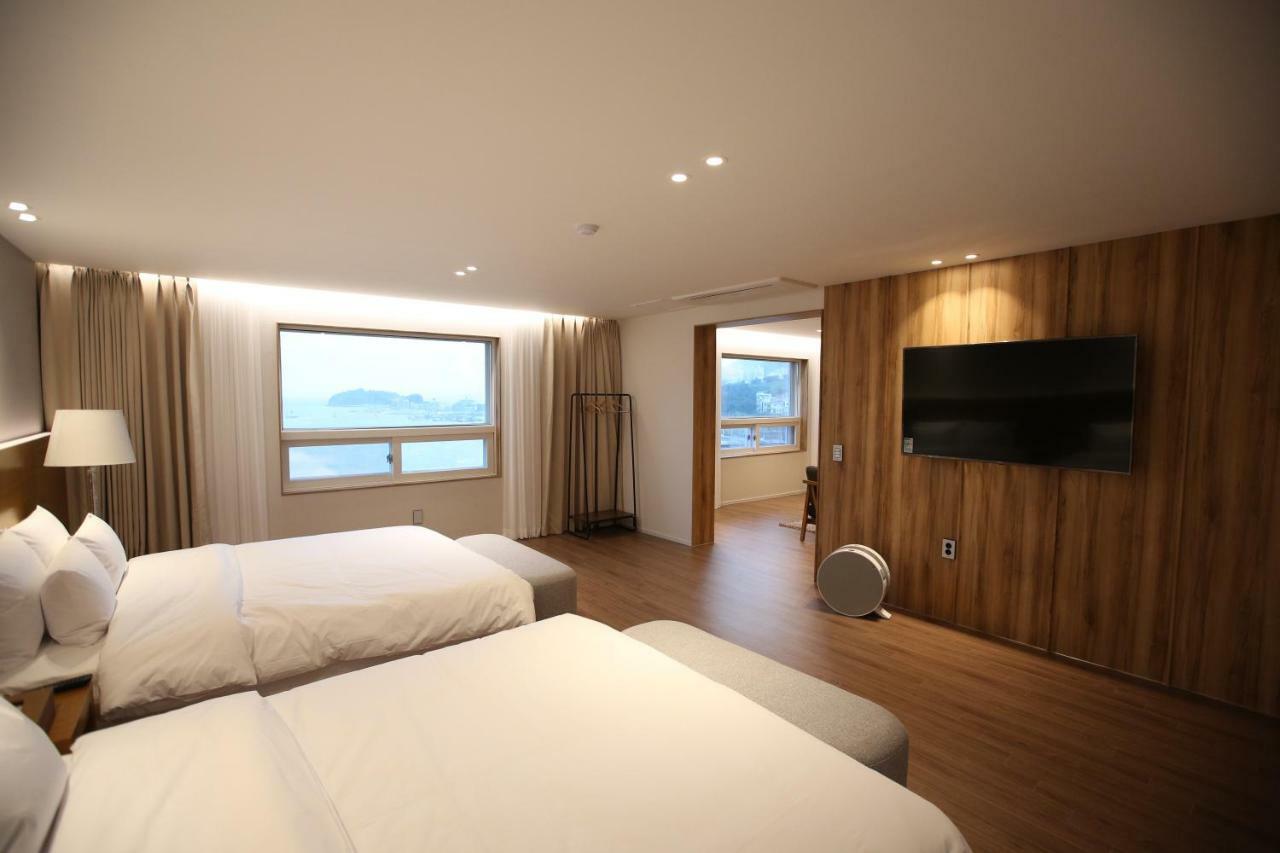 Am Ort Hotel Yeosu Exterior photo